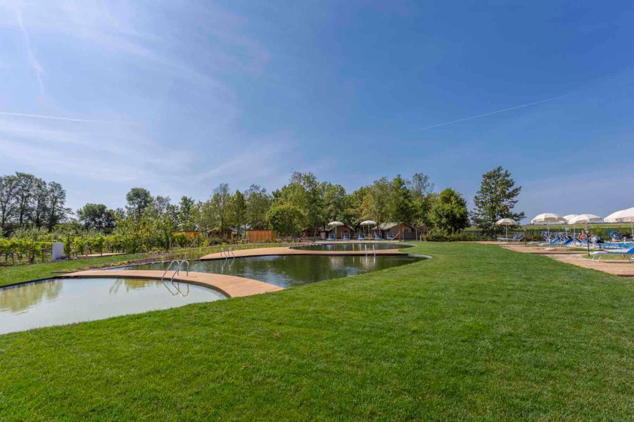 Agriturismo Tenuta Regina - Glamping Luxury Lodges And Apartments Palazzolo dello Stella Exterior photo