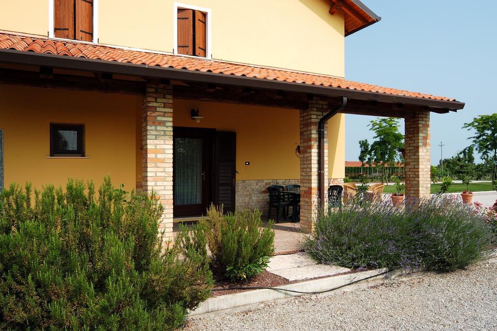 Agriturismo Tenuta Regina - Glamping Luxury Lodges And Apartments Palazzolo dello Stella Exterior photo