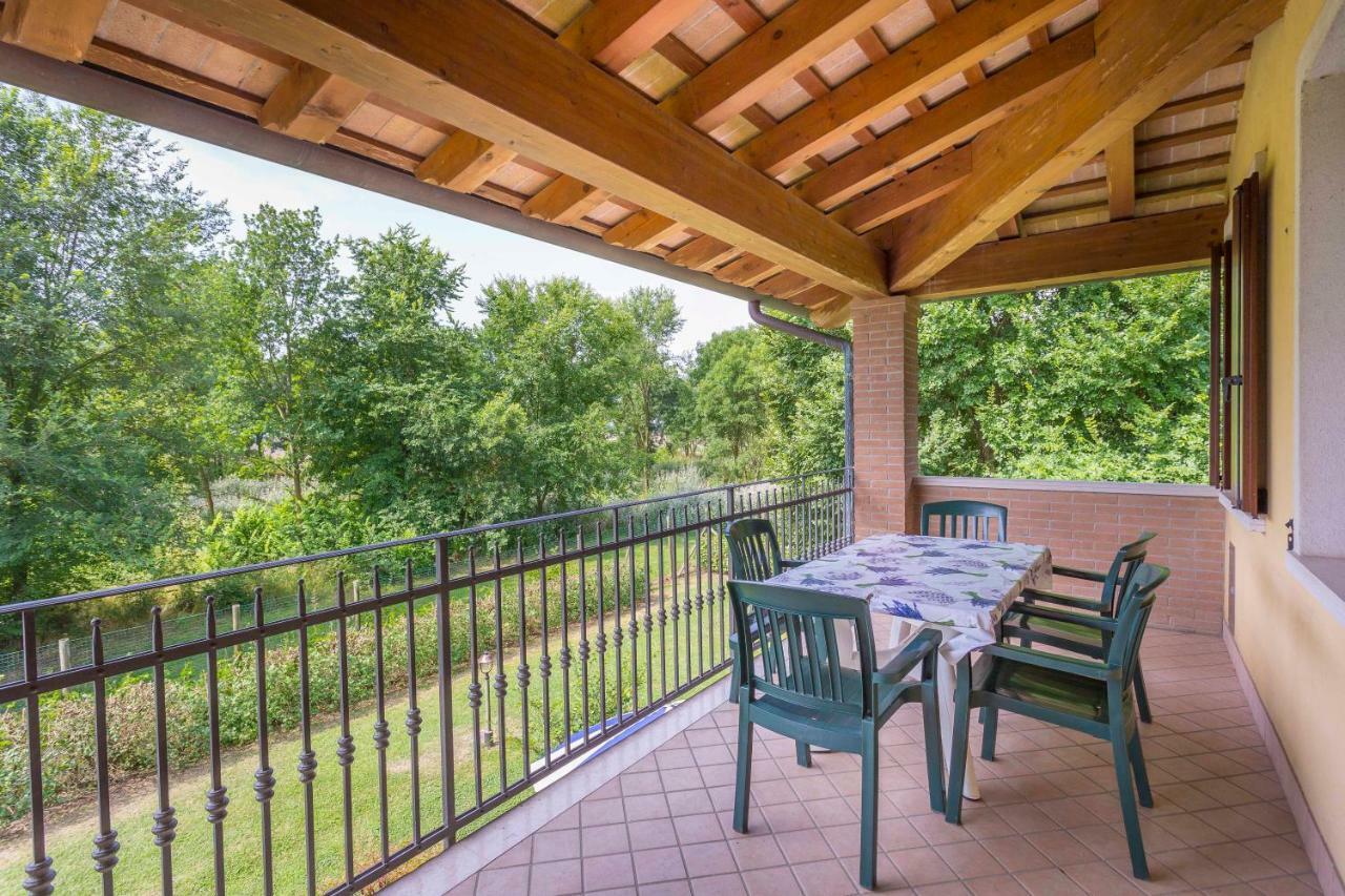 Agriturismo Tenuta Regina - Glamping Luxury Lodges And Apartments Palazzolo dello Stella Exterior photo