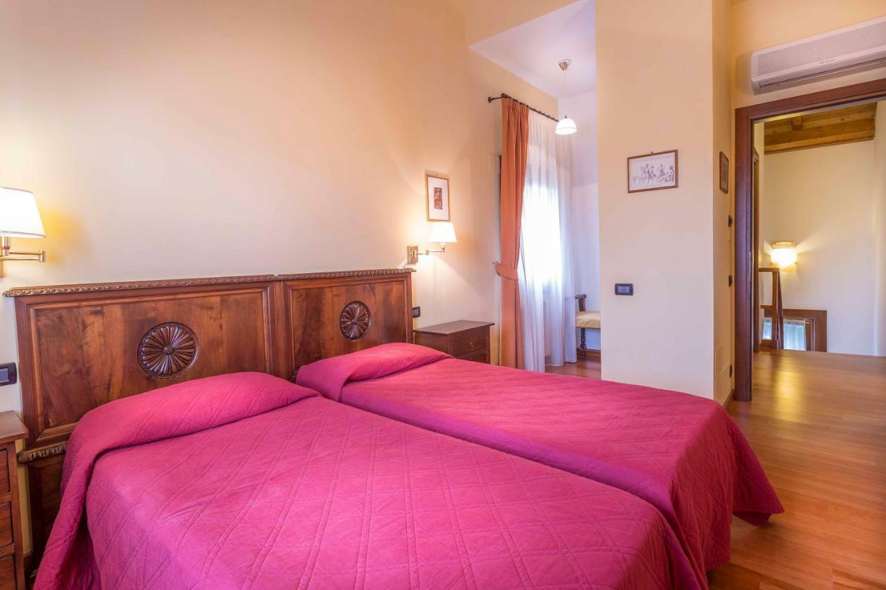 Agriturismo Tenuta Regina - Glamping Luxury Lodges And Apartments Palazzolo dello Stella Exterior photo