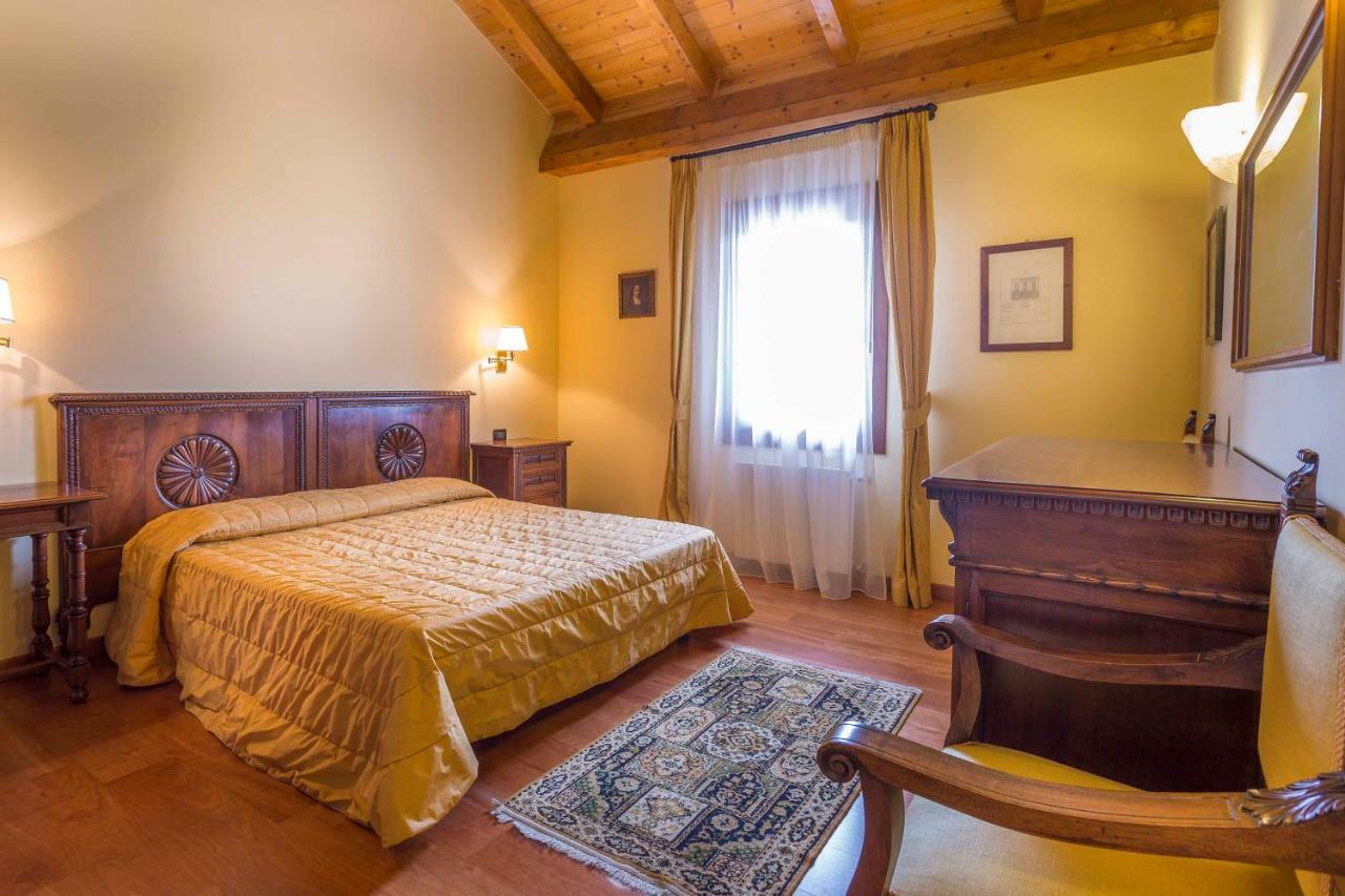 Agriturismo Tenuta Regina - Glamping Luxury Lodges And Apartments Palazzolo dello Stella Exterior photo
