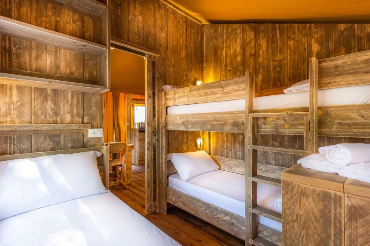 Agriturismo Tenuta Regina - Glamping Luxury Lodges And Apartments Palazzolo dello Stella Exterior photo