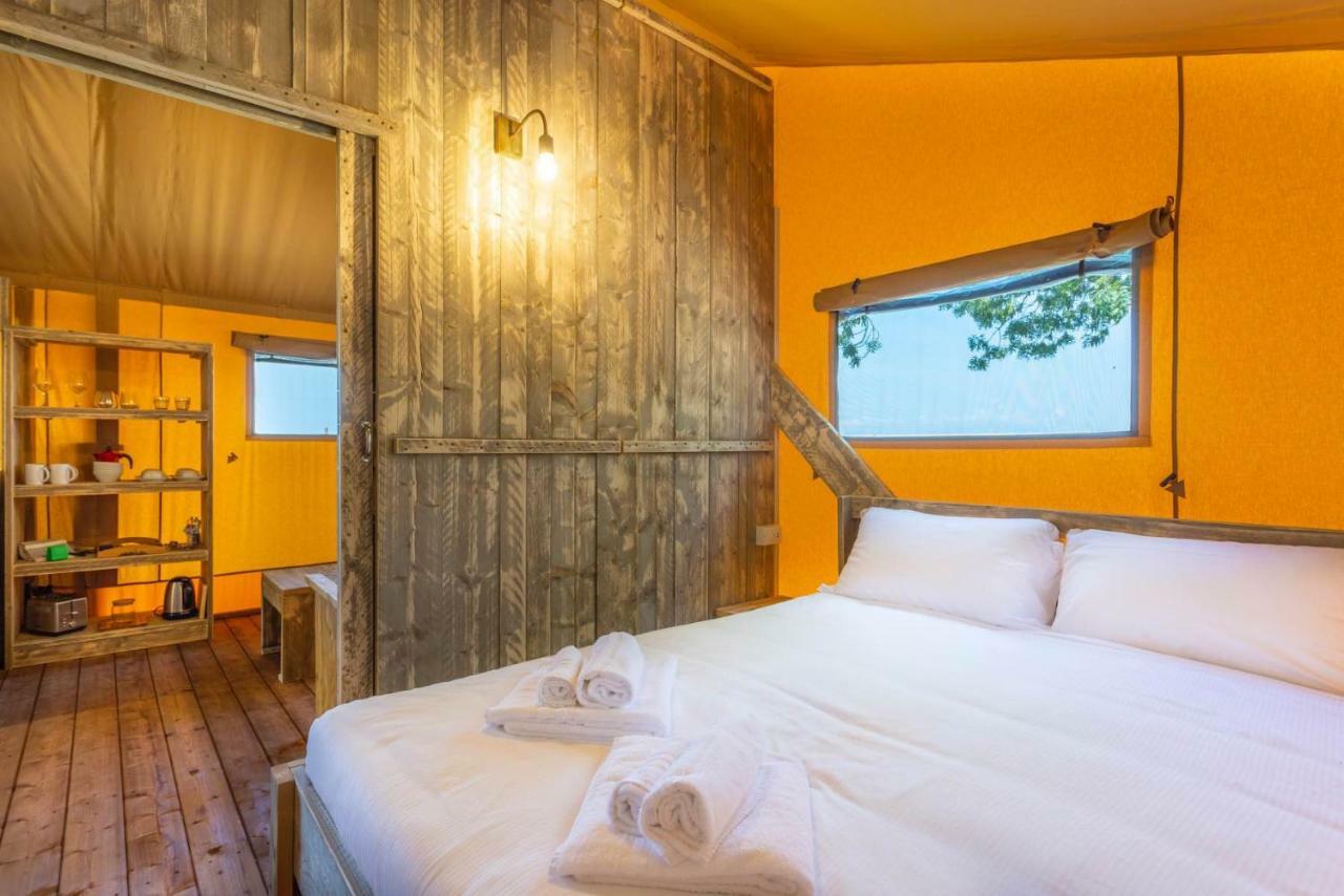 Agriturismo Tenuta Regina - Glamping Luxury Lodges And Apartments Palazzolo dello Stella Exterior photo