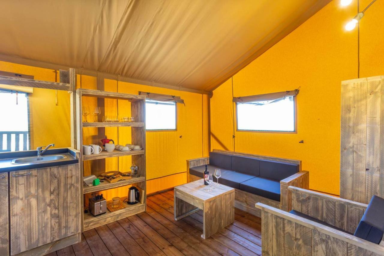 Agriturismo Tenuta Regina - Glamping Luxury Lodges And Apartments Palazzolo dello Stella Exterior photo