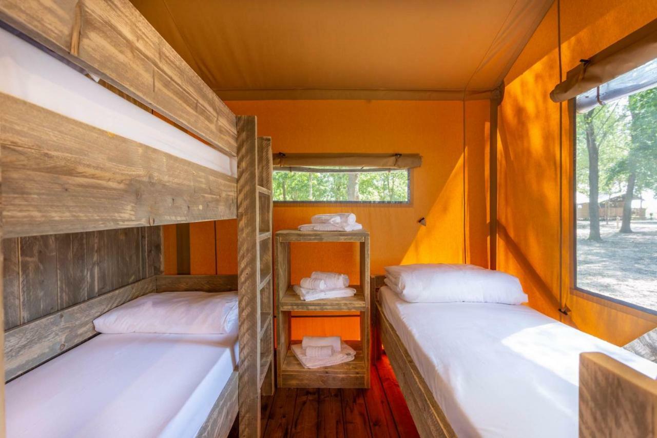 Agriturismo Tenuta Regina - Glamping Luxury Lodges And Apartments Palazzolo dello Stella Exterior photo